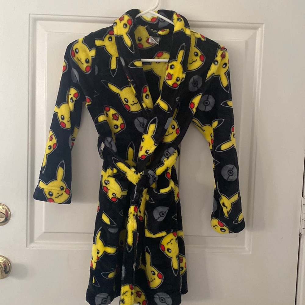 PICACHU Robe & Umbrella Combo